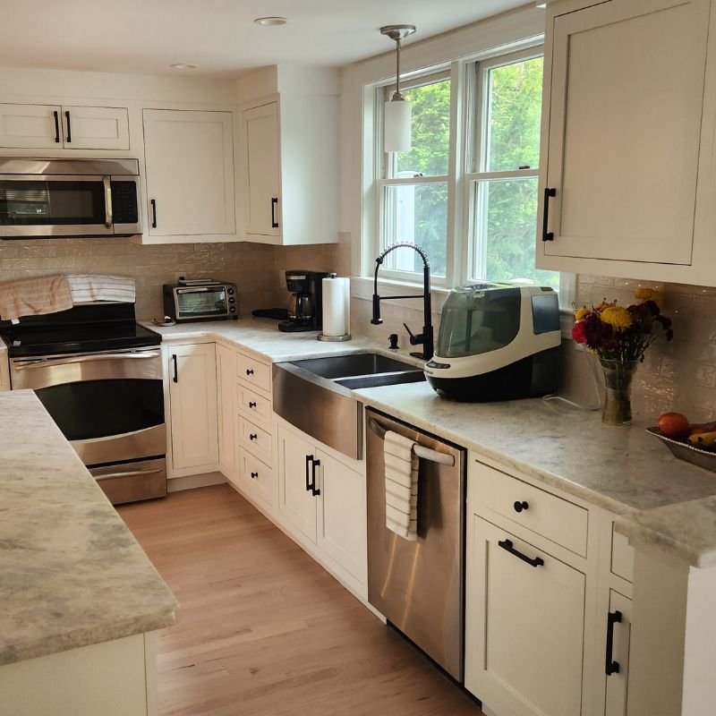 One-on-one custom cabinetry design consultation with a professional cabinet maker.