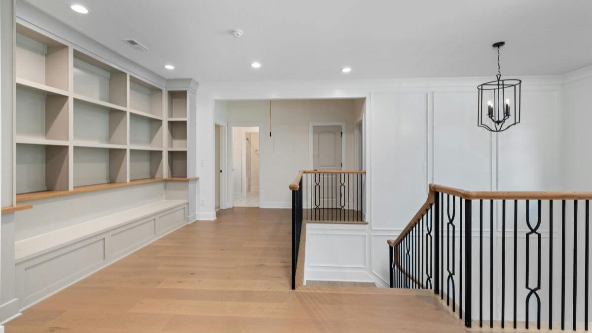 Modern staircase trim and molding detail